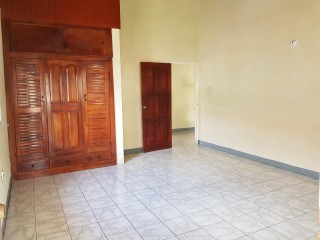 House For Sale in Linstead, St. Catherine Jamaica | [11]