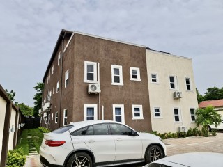 Apartment For Sale in Molynes Gardens Kingston 10, Kingston / St. Andrew Jamaica | [11]