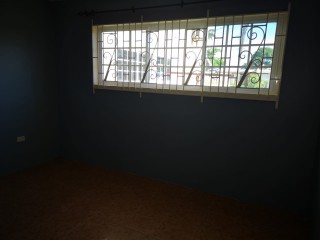 House For Rent in Portmore, St. Catherine Jamaica | [7]