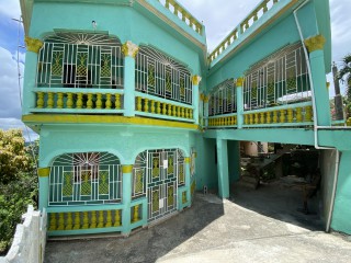 9 bed House For Sale in Melrose Mews Mandeville, Manchester, Jamaica