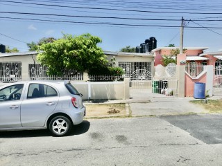 4 bed House For Sale in Edgewater, St. Catherine, Jamaica