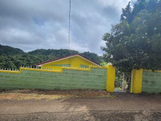 House For Sale in Aboukir, St. Ann Jamaica | [5]
