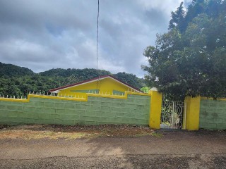 4 bed House For Sale in Aboukir, St. Ann, Jamaica