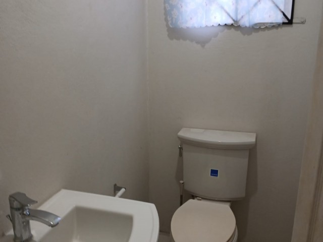House For Sale in Cedar Manor, St. Catherine Jamaica | [9]