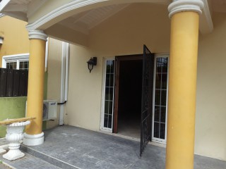 Townhouse For Rent in Barbican, Kingston / St. Andrew Jamaica | [11]