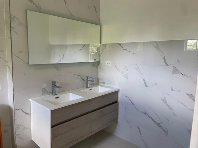 Apartment For Sale in RED HILLS, Kingston / St. Andrew Jamaica | [13]