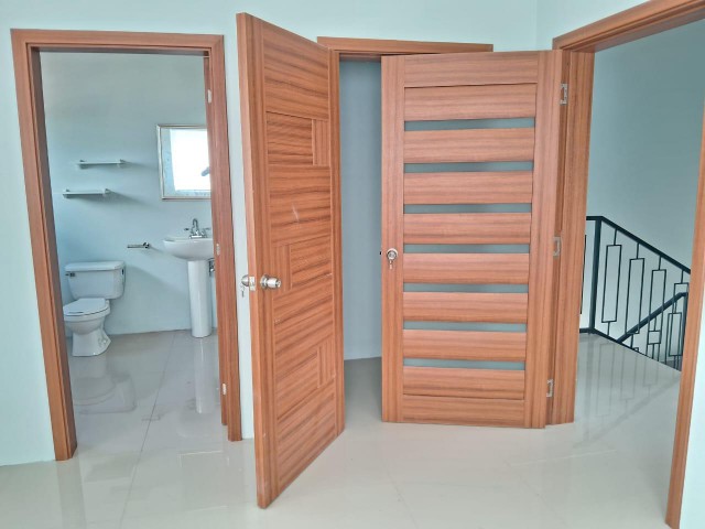 Townhouse For Rent in Denbigh, Clarendon Jamaica | [7]