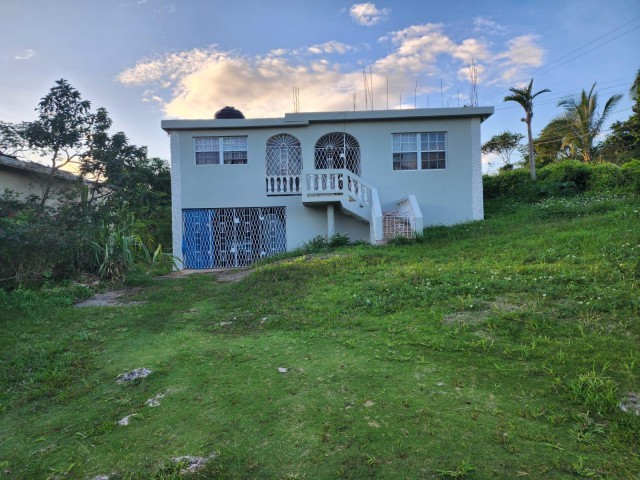 4 bed House For Sale - Knockpatrick, Manchester, Jamaica