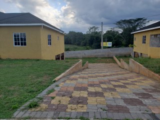 House For Sale in Bog Walk, St. Catherine Jamaica | [12]