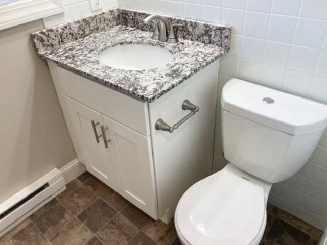House For Sale in 459 Kennard Rd Manchester NH 03104, Manchester Jamaica | [2]