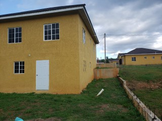 House For Sale in Bog Walk, St. Catherine Jamaica | [10]