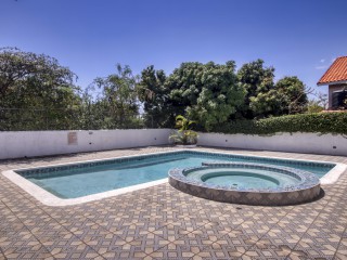 Apartment For Rent in Golden Triangle, Kingston / St. Andrew Jamaica | [6]