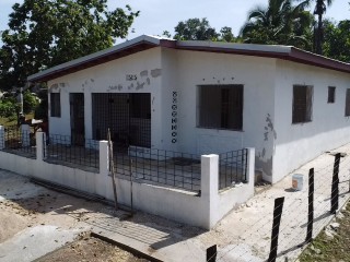 House For Sale in Bog Walk, St. Catherine Jamaica | [3]