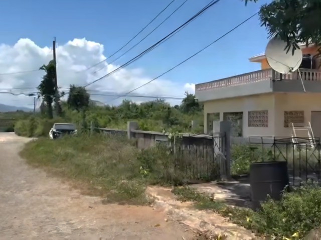 House For Sale in GREEN ACRES SPANISH TOWN, St. Catherine Jamaica | [8]