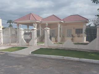 House For Sale in West Bay Portmore, St. Catherine Jamaica | [14]