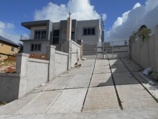 House For Sale in Avondale Heights Mandeville, Manchester Jamaica | [2]