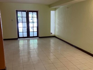 Townhouse For Rent in Kingston 6, Kingston / St. Andrew Jamaica | [8]