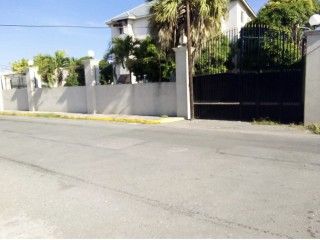 Apartment For Rent in Gated, Kingston / St. Andrew Jamaica | [7]