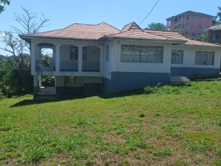 5 bed House For Sale – Balvenie Heights, Manchester, Jamaica