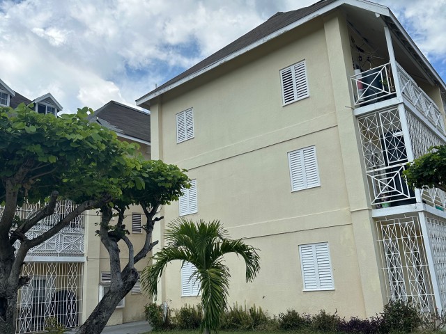 1 bed Apartment For Sale - Constant Spring Area, Kingston / St. Andrew, Jamaica