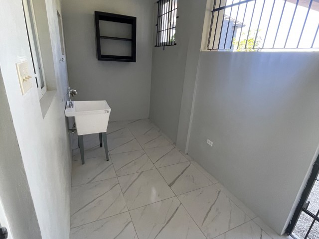 Flat For Rent in Smokey Vale, Kingston / St. Andrew Jamaica | [4]