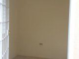 Flat For Rent in Mona Kingston 6, Kingston / St. Andrew Jamaica | [6]