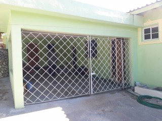 House For Sale in Belvedere, Kingston / St. Andrew Jamaica | [5]