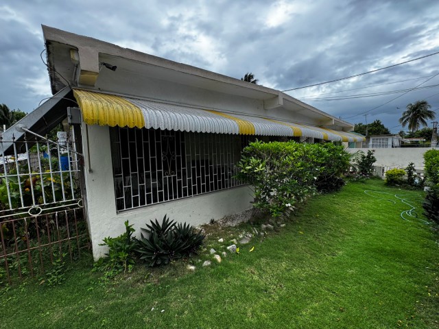 House For Sale in Ensom City, St. Catherine Jamaica | [2]