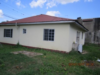 House For Sale in Toll Gate, Clarendon Jamaica | [5]
