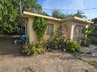 House For Sale in May Pen, Clarendon Jamaica | [10]