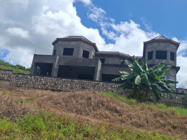 House For Sale in Claremont, St. Ann Jamaica | [8]