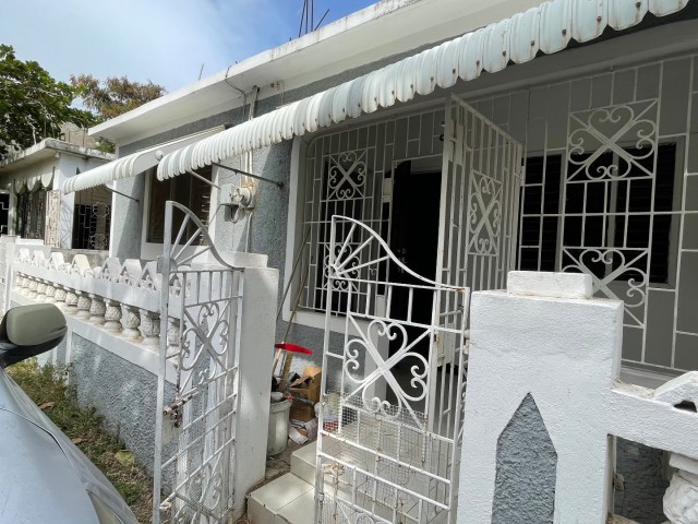 2 bed House For Rent - 3 East Greater Portmore, St. Catherine, Jamaica