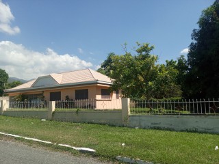 5 bed House For Sale in Kingston 8, Kingston / St. Andrew, Jamaica