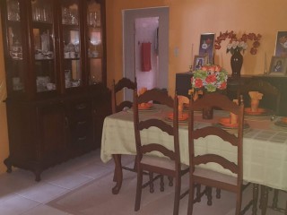 House For Sale in West Bay Portmore, St. Catherine Jamaica | [7]