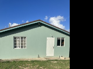 House For Rent in Gated, Trelawny Jamaica | [9]