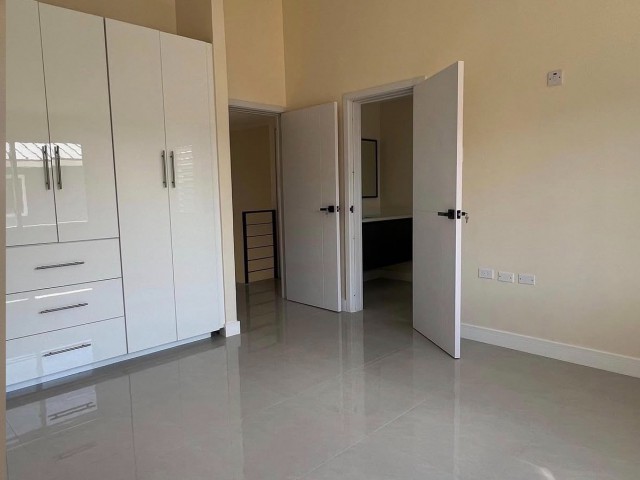 Townhouse For Rent in Portmore, St. Catherine Jamaica | [10]
