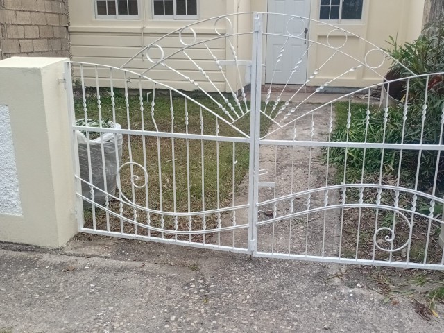 2 bed House For Sale - Portmore, St. Catherine, Jamaica