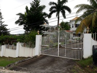 House For Sale in IRONSHORE, St. James Jamaica | [7]