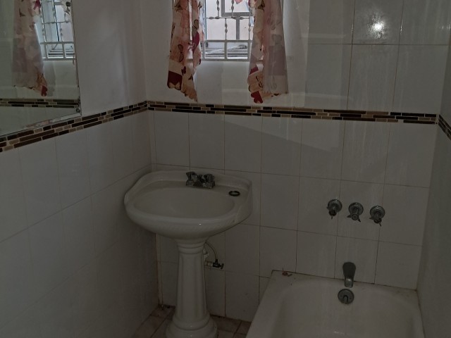 House For Sale in Christian Gardens, St. Catherine Jamaica | [4]