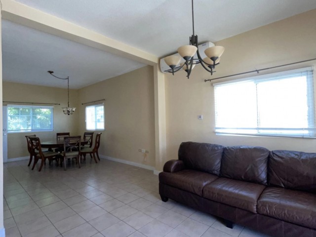 Townhouse For Rent in Caribbean Estate Greater Portmore, St. Catherine Jamaica | [8]