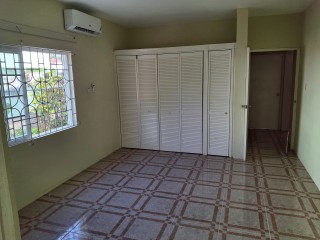 Apartment For Rent in Greenwood, St. James Jamaica | [8]