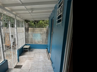 Flat For Rent in Red Hills Road, Kingston / St. Andrew Jamaica | [13]