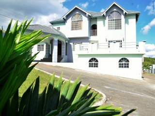 House For Sale in Mandeville, Manchester Jamaica | [11]