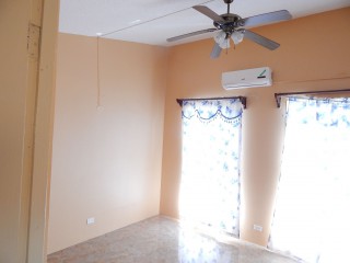 Townhouse For Rent in Waterloo Road, Kingston / St. Andrew Jamaica | [2]