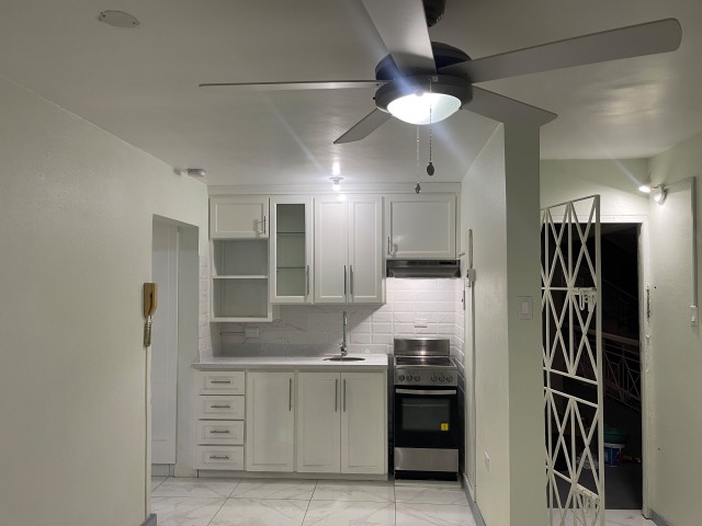 1 bed Apartment For Rent - Oakland Apartments, Kingston / St. Andrew, Jamaica