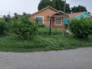 2 bed House For Sale in Old Harbour Rd, St. Catherine, Jamaica