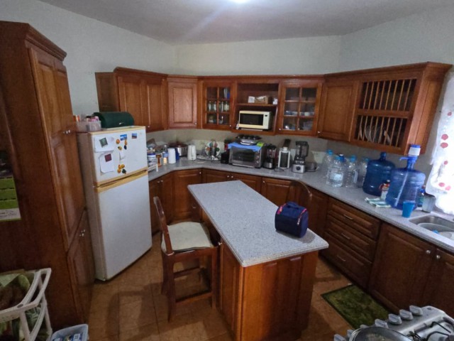 5 bed House For Sale - Mandeville, Manchester, Jamaica