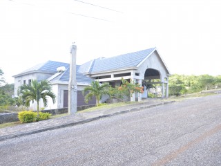 House For Sale in Mandeville, Manchester Jamaica | [11]