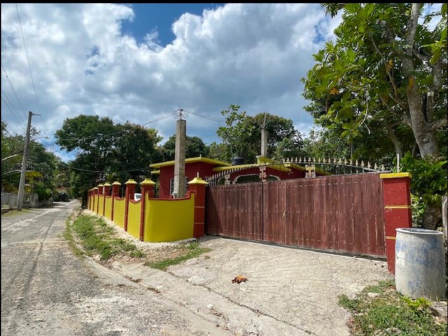 Apartment For Rent in Sheffield, Westmoreland Jamaica | [4]