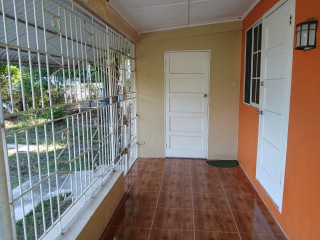 Flat For Rent in Manning Hills, Kingston / St. Andrew Jamaica | [2]
